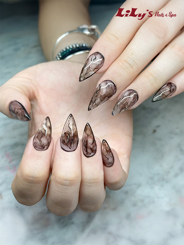 Lily's Nails & Spa